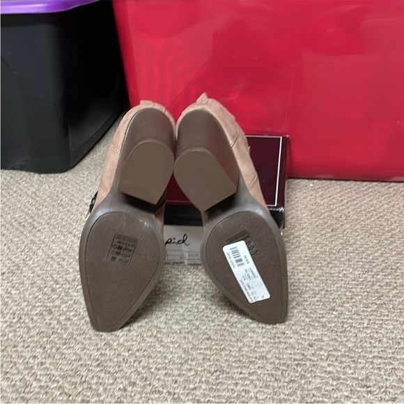 Qupid size 10 dusty rose pull on western ankle boots - Picture 6 of 6